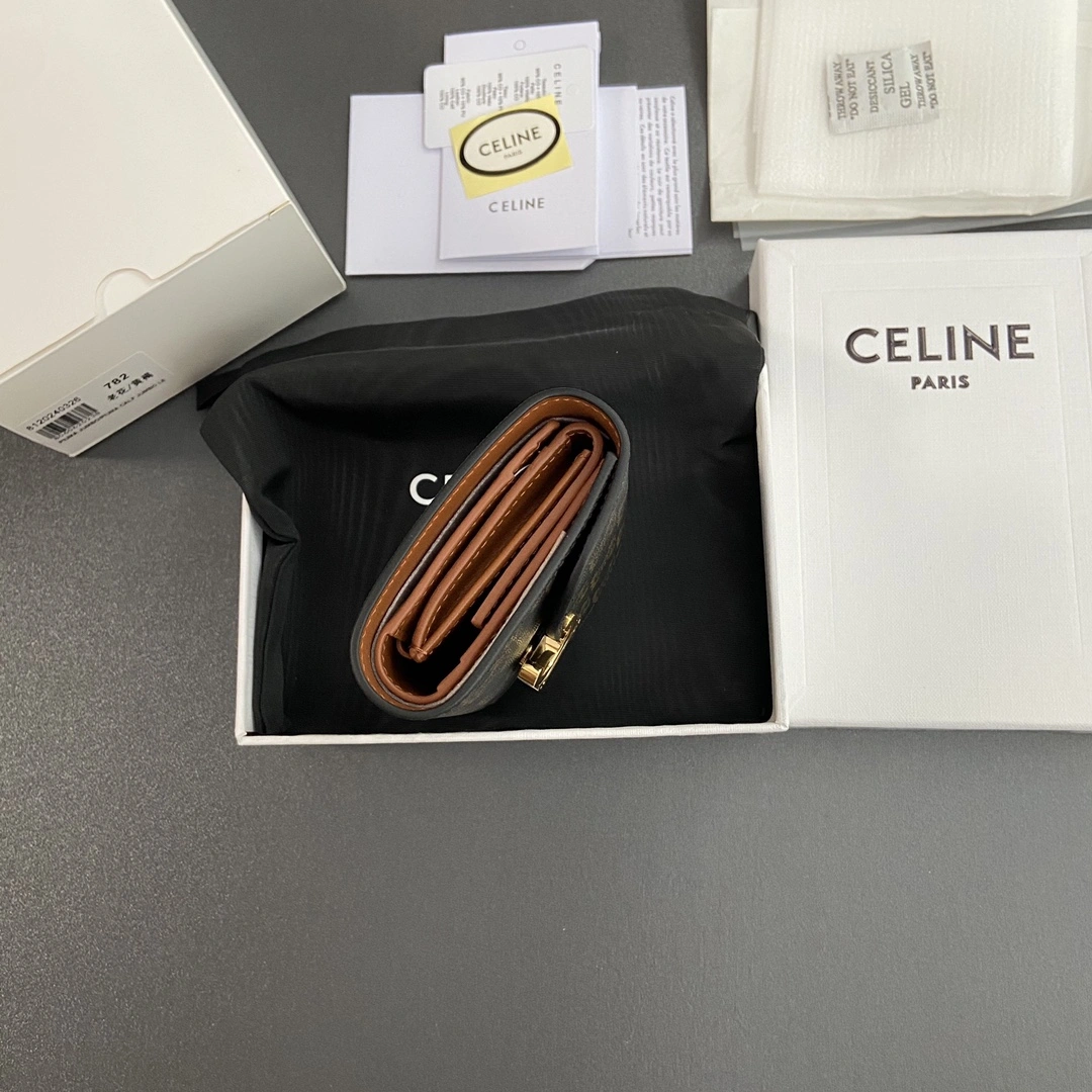 Resilient Celine Wallets Purse 56725