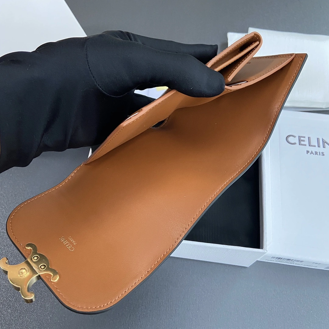 Resilient Celine Wallets Purse 56725