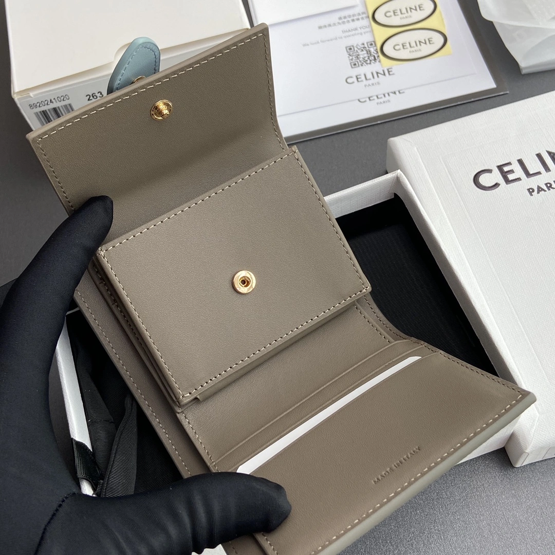 Breathable Celine Wallets Purse 56651