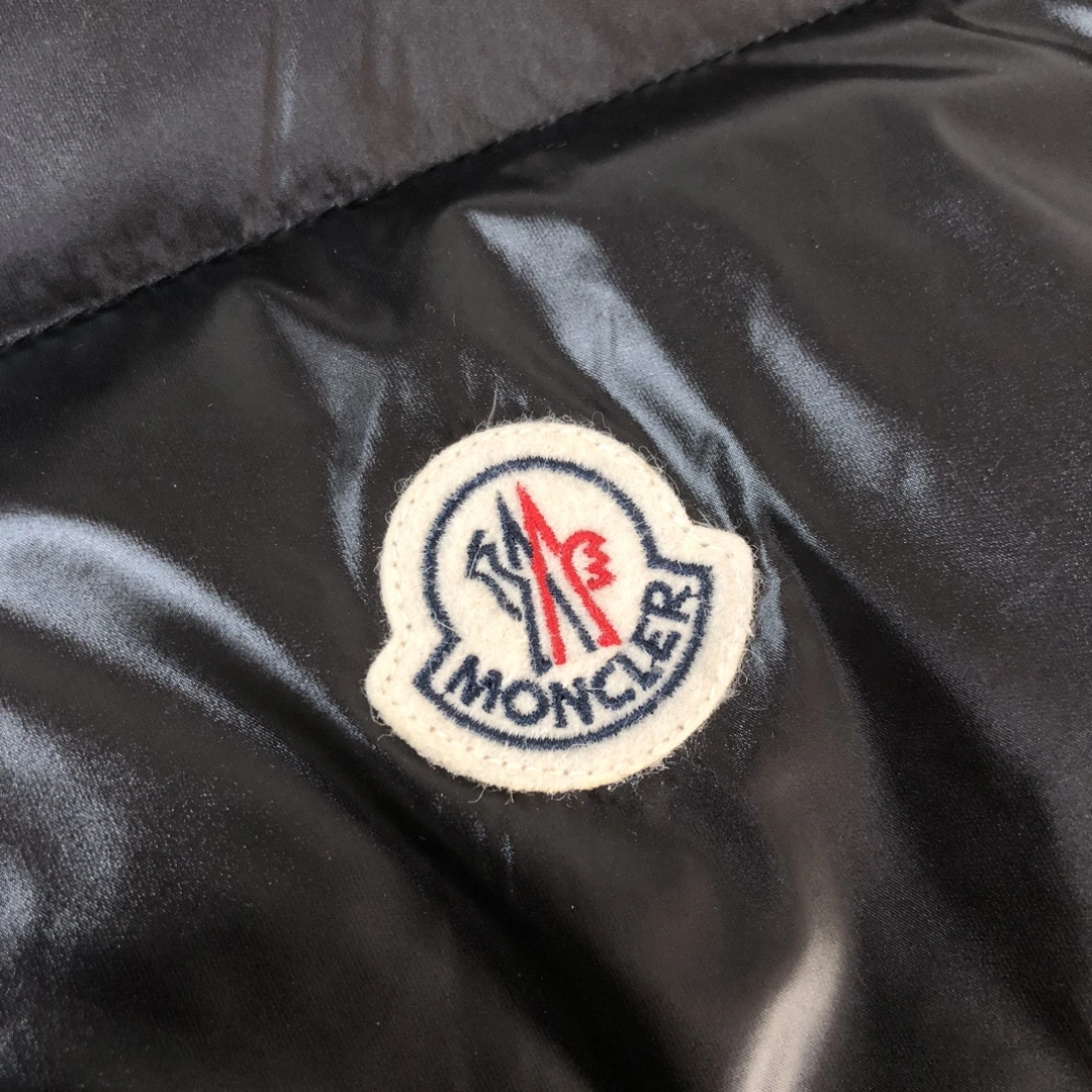 Champion Down Jackets Sleek 107564