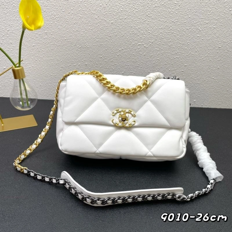 Chanel 19 Bags Comfortable 84442