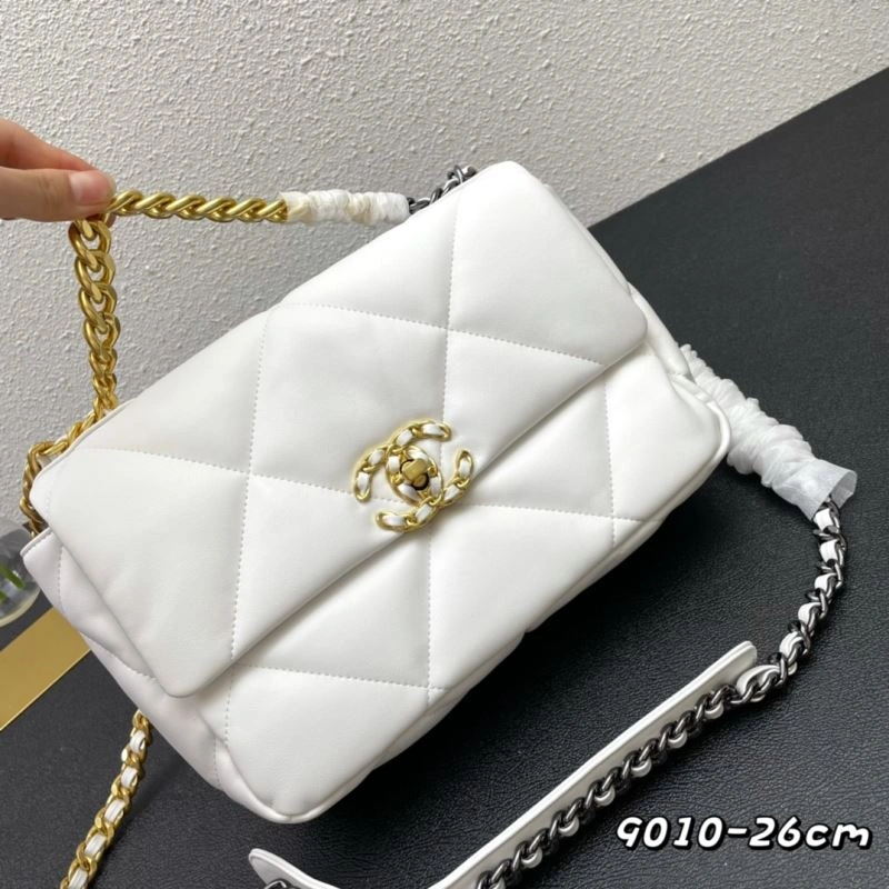Chanel 19 Bags Comfortable 84442