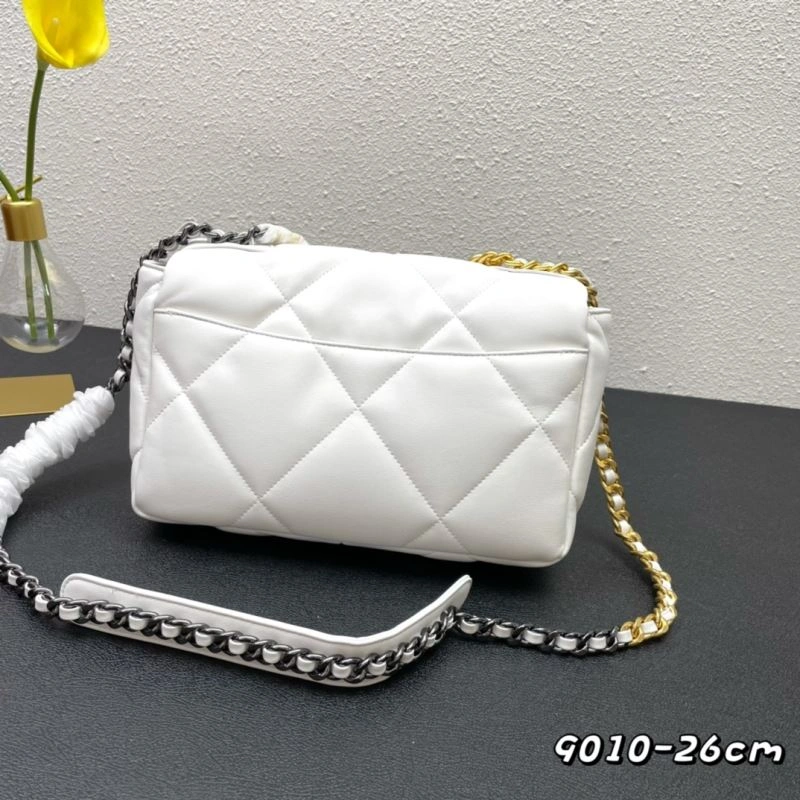 Chanel 19 Bags Comfortable 84442