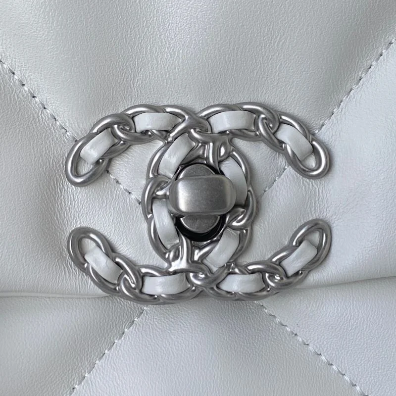 Chanel 19 Bags Youthful 53744