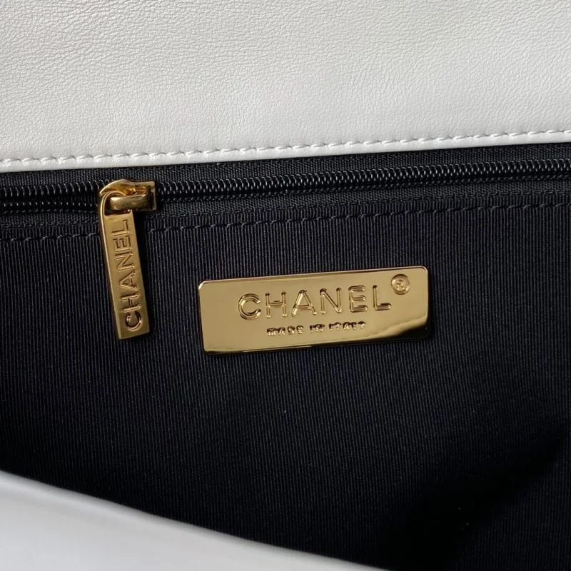 Chanel 19 Bags Youthful 53744