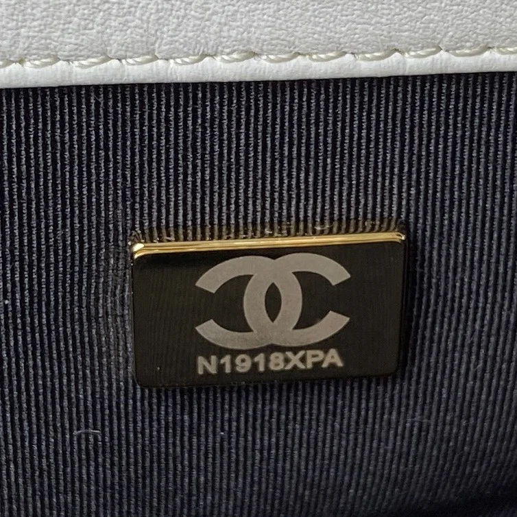 Chanel 19 Bags Youthful 53744