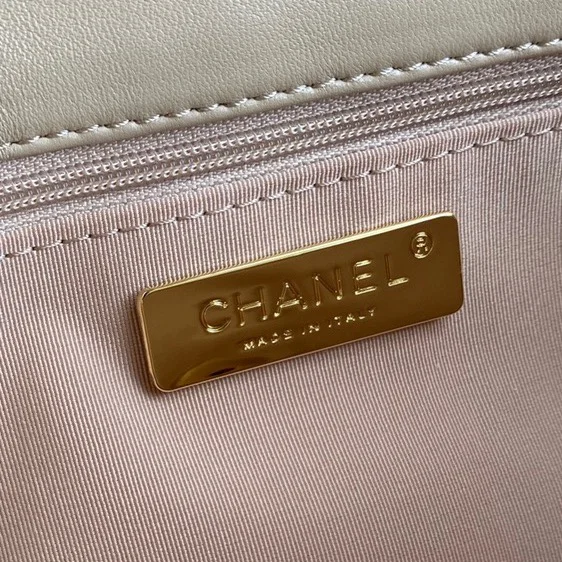 Chanel 19 Bags Casual 53745