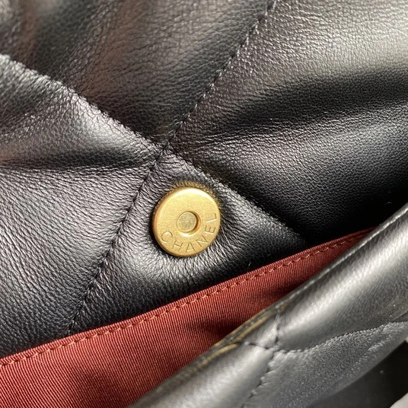 Chanel 19 Bags EasyMatch 53740