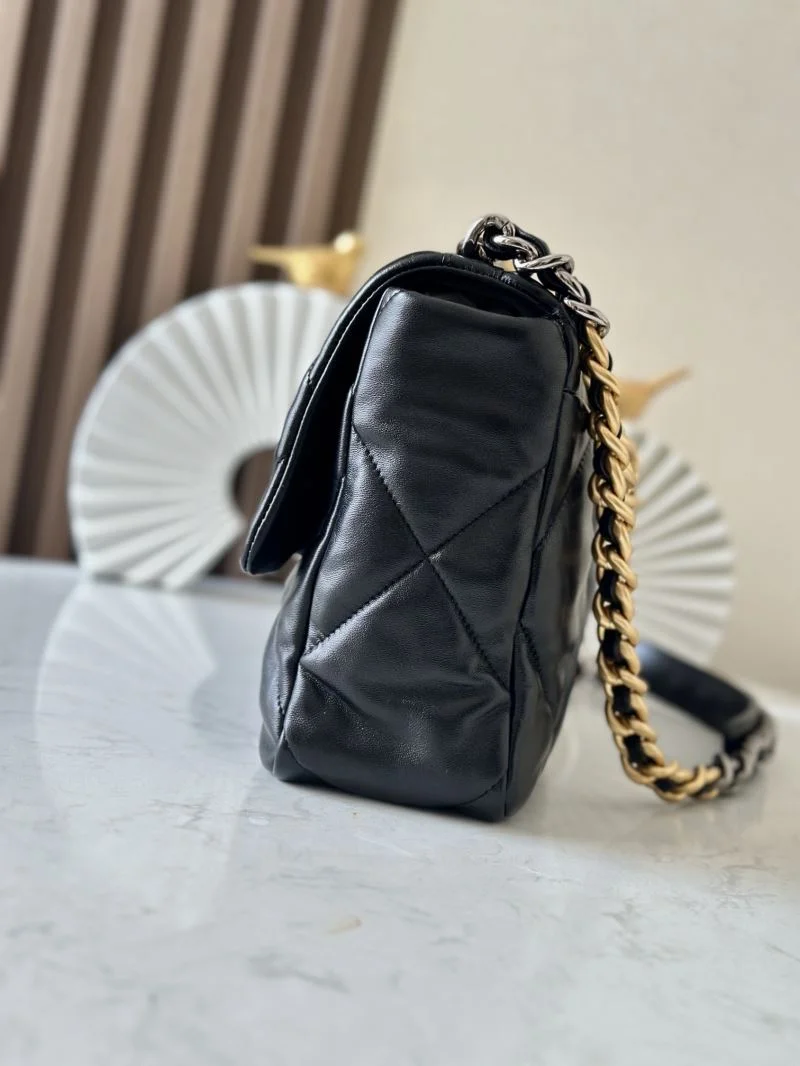 Chanel 19 Bags SmoothTexture 53738