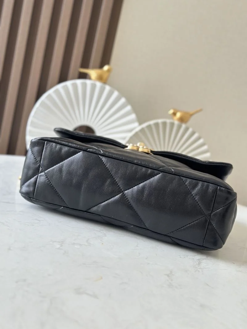 Chanel 19 Bags SmoothTexture 53738