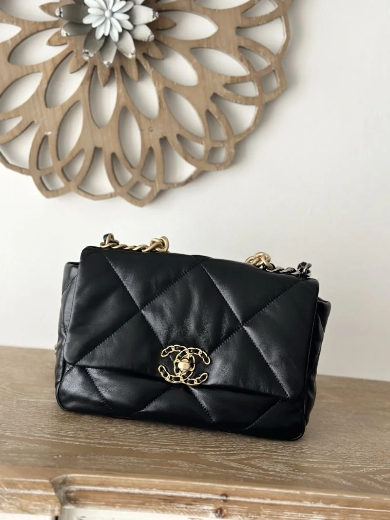 Chanel 19 Bags EyeCatching 53737