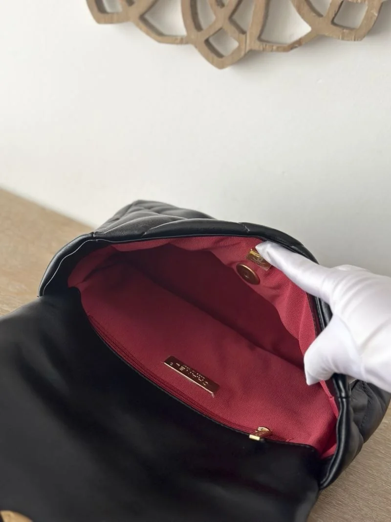 Chanel 19 Bags EyeCatching 53737