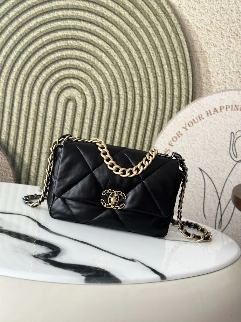 FashionForward Chanel 19 Bags 53739