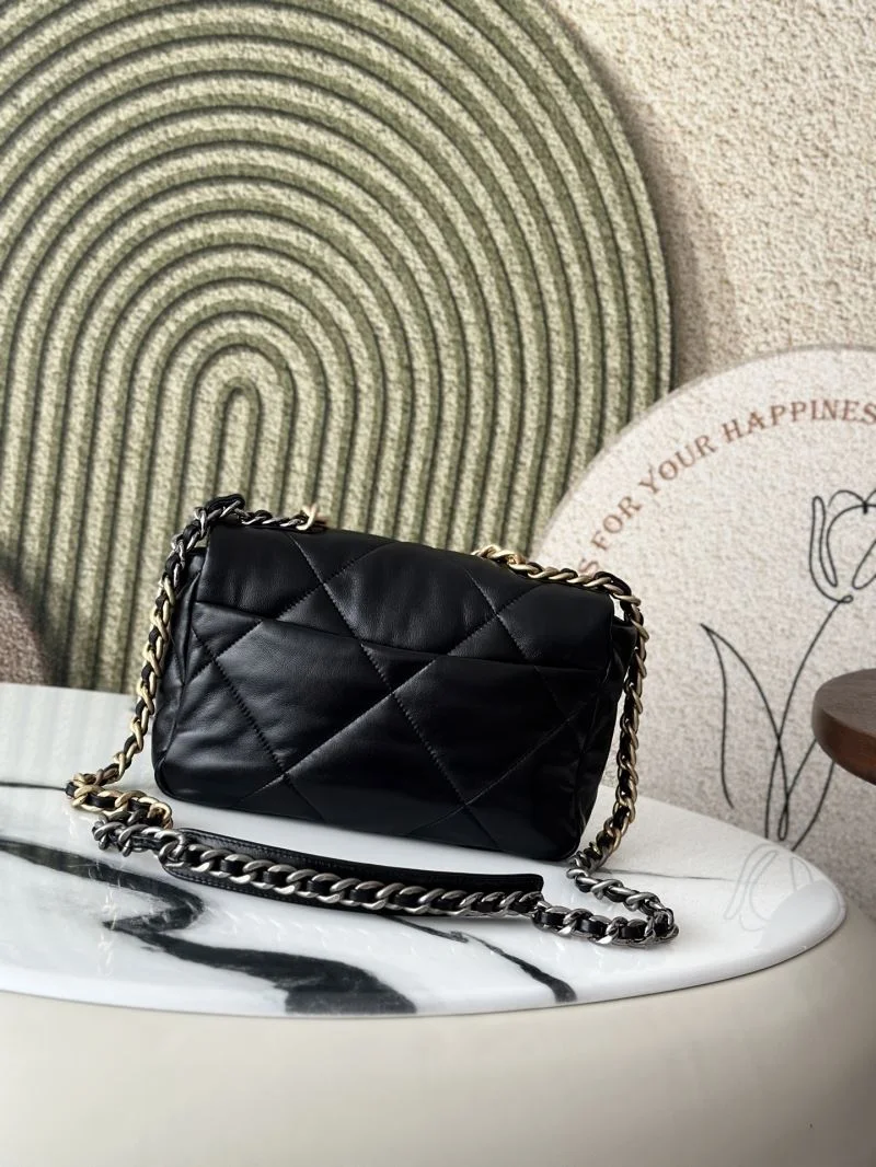 FashionForward Chanel 19 Bags 53739