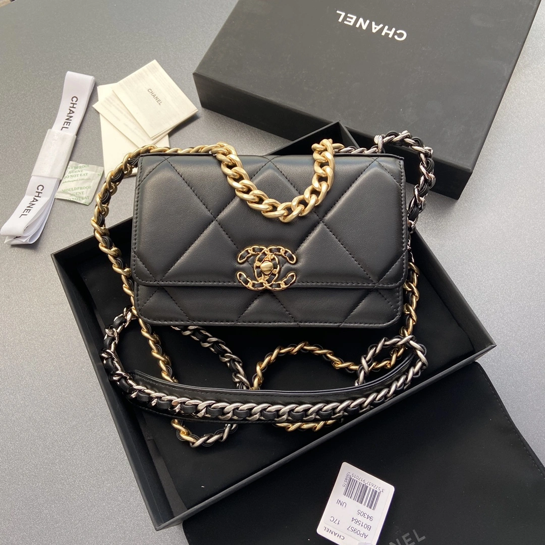 OnTrend Chanel 19 Bags 56657