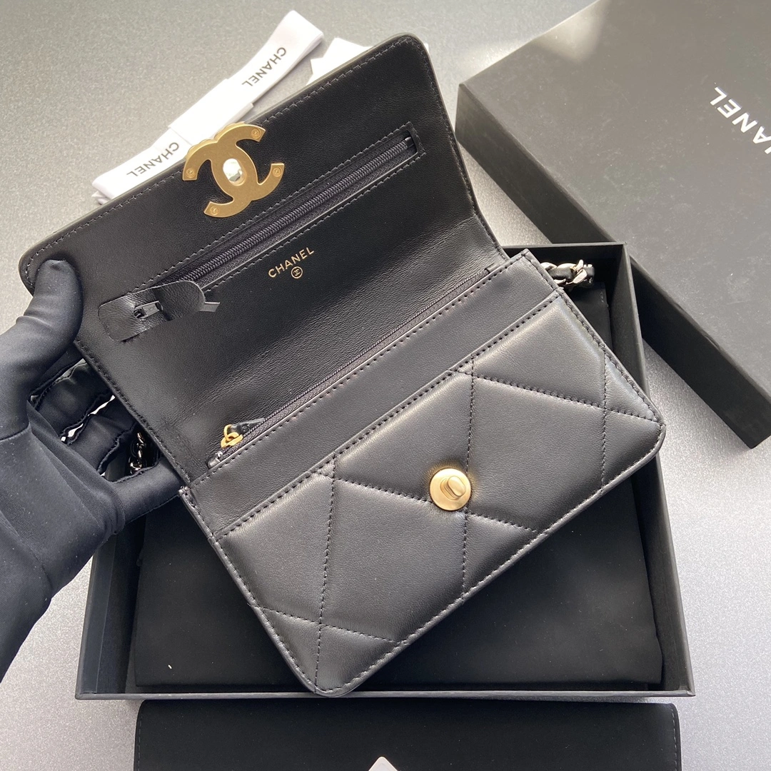 OnTrend Chanel 19 Bags 56657