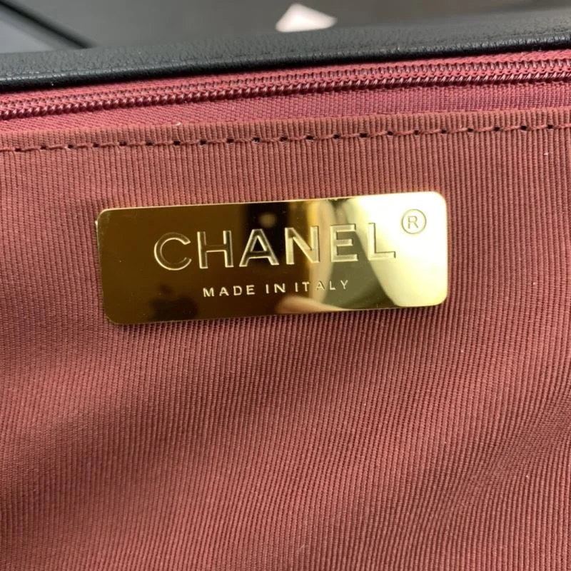 Chanel 19 Bags Reliable 55601
