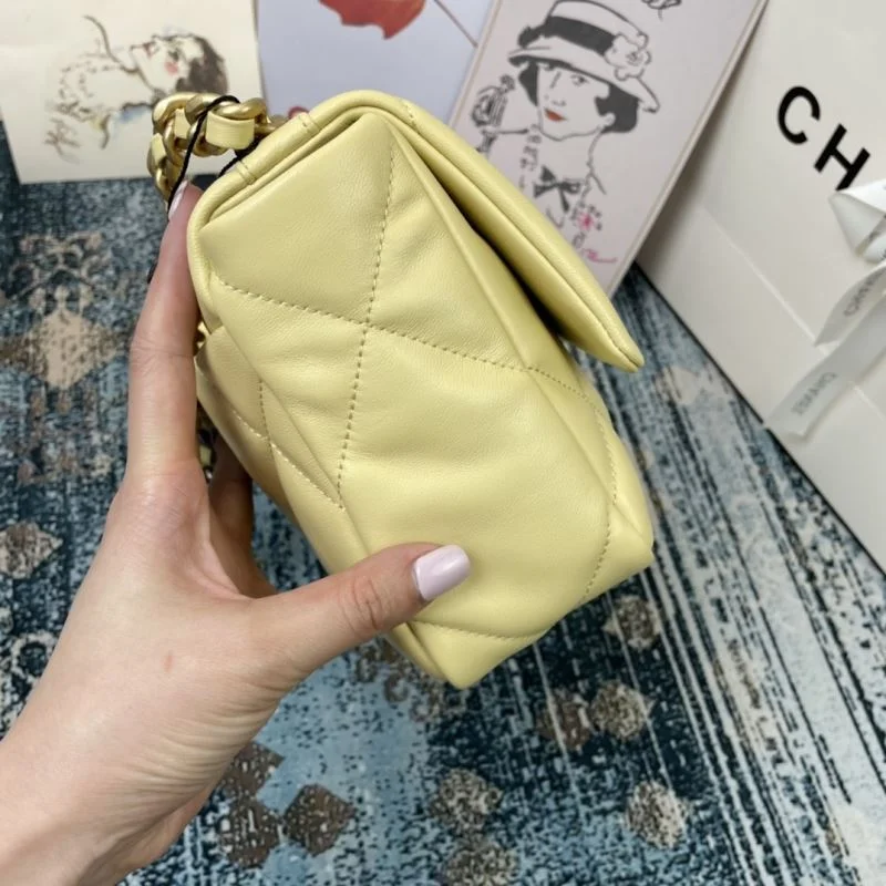 Chanel 19 Bags Sophisticated 55600