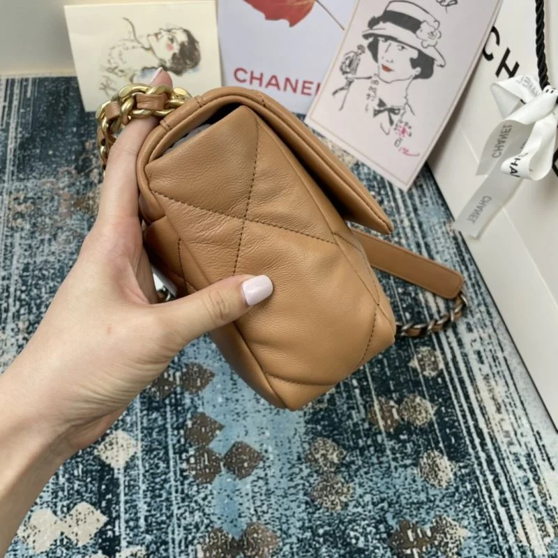 Chanel 19 Bags ComfortFit 55597