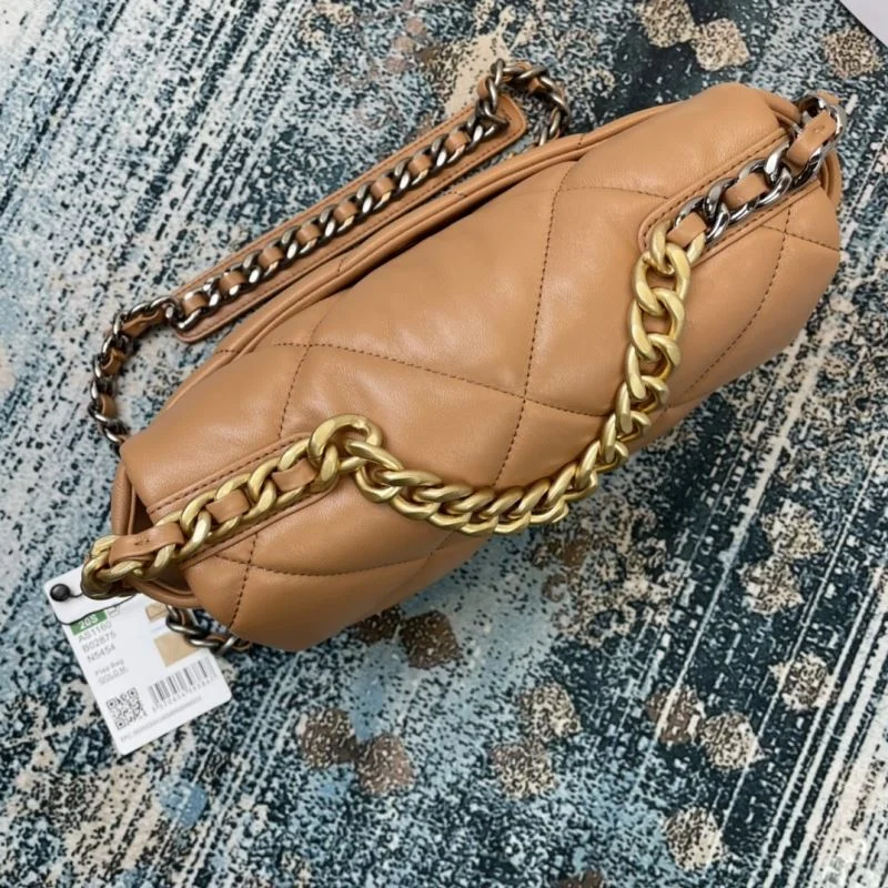Chanel 19 Bags ComfortFit 55597