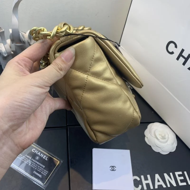 Chanel 19 Bags TimelessDesign 55594