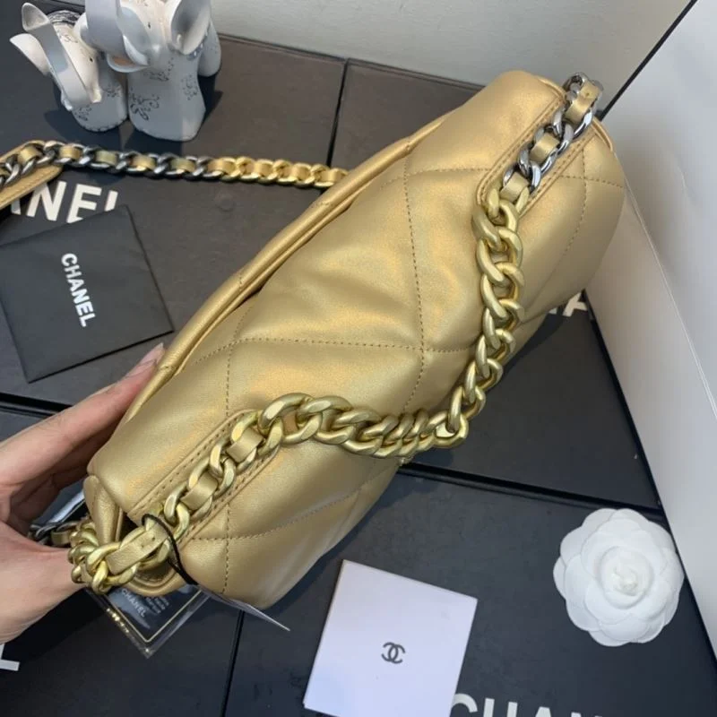 Chanel 19 Bags TimelessDesign 55594
