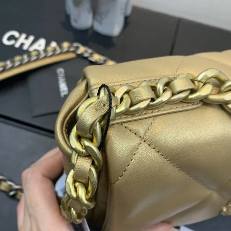 Chanel 19 Bags TimelessDesign 55594