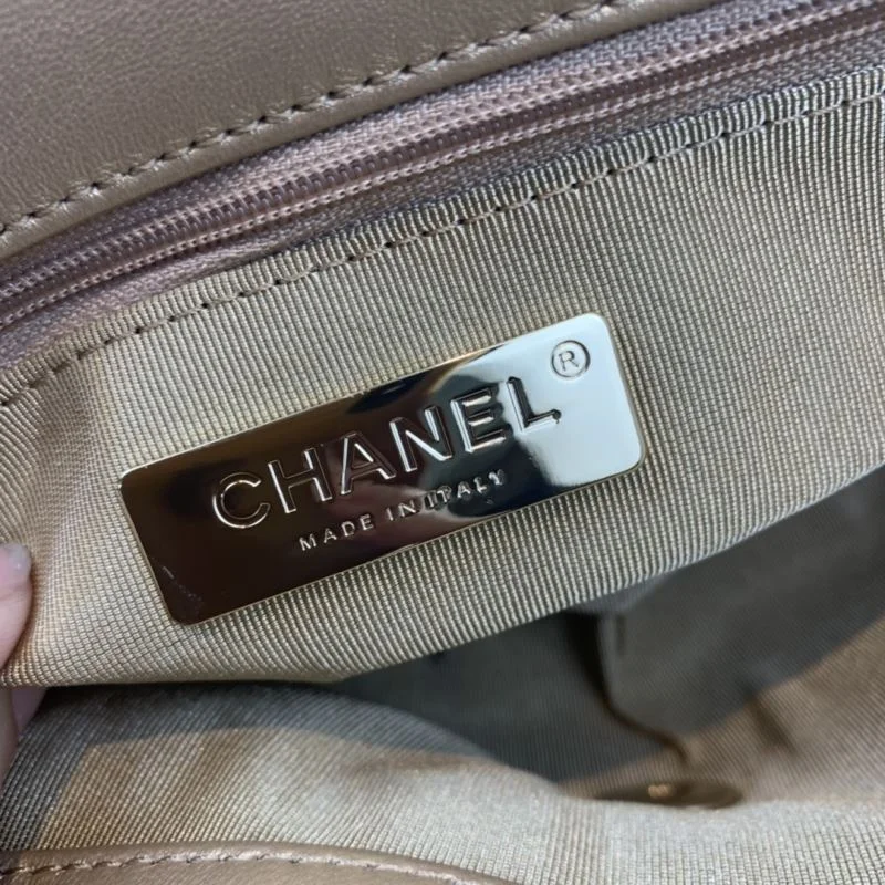 Chanel 19 Bags TimelessDesign 55594