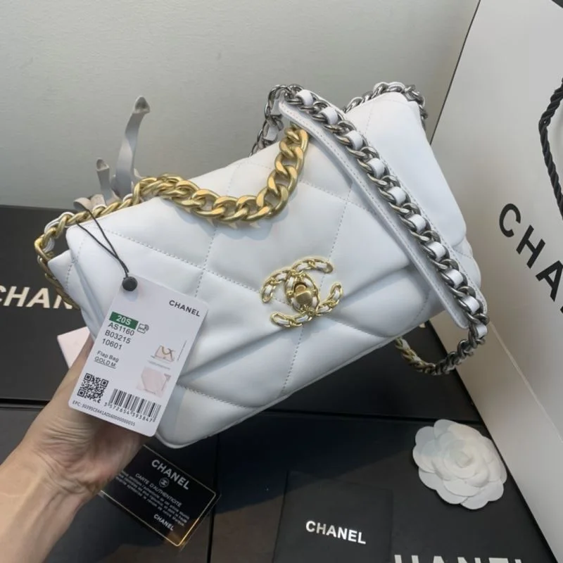 Timeless Chanel 19 Bags 55590