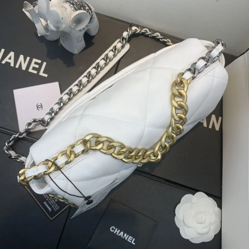 Timeless Chanel 19 Bags 55590