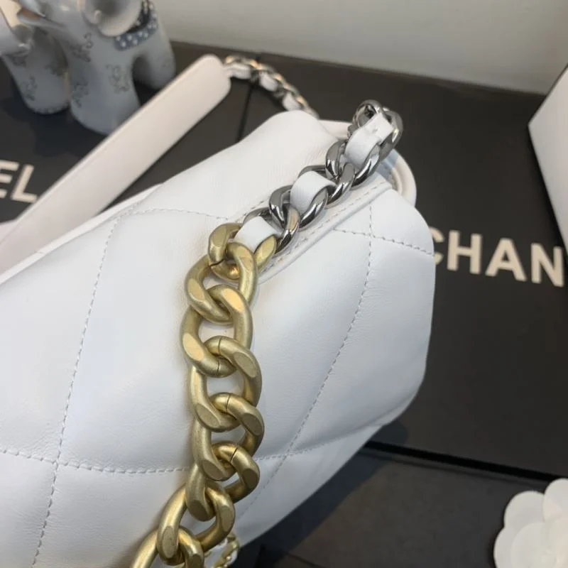 Timeless Chanel 19 Bags 55590