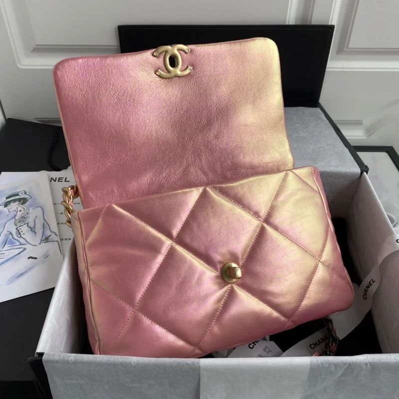 Chanel 19 Bags Vibrant 55580