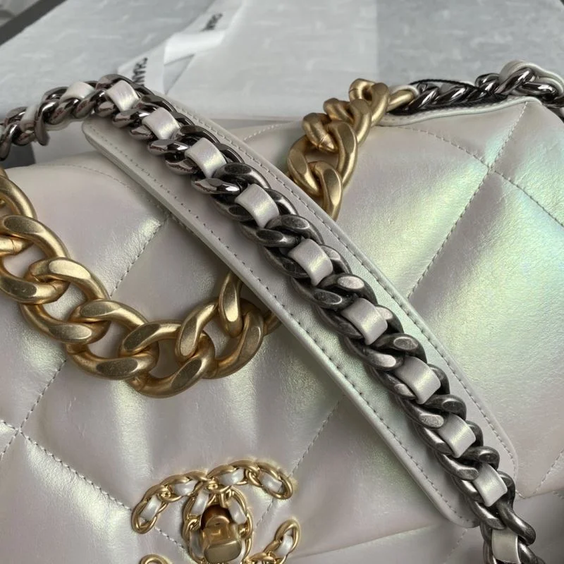 Chanel 19 Bags QuickDry 55608