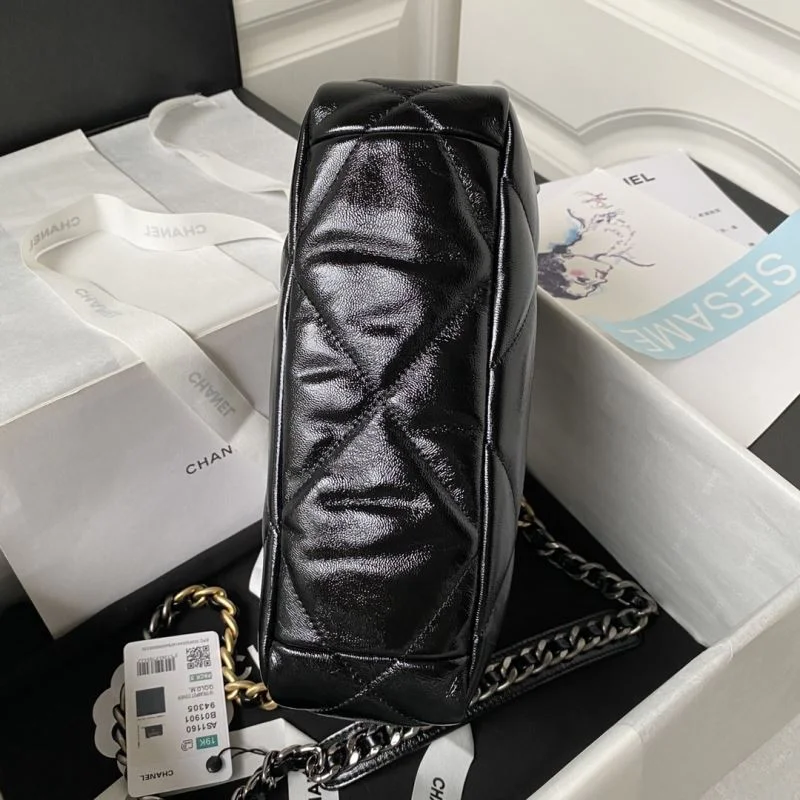 FreshLook Chanel 19 Bags 55572