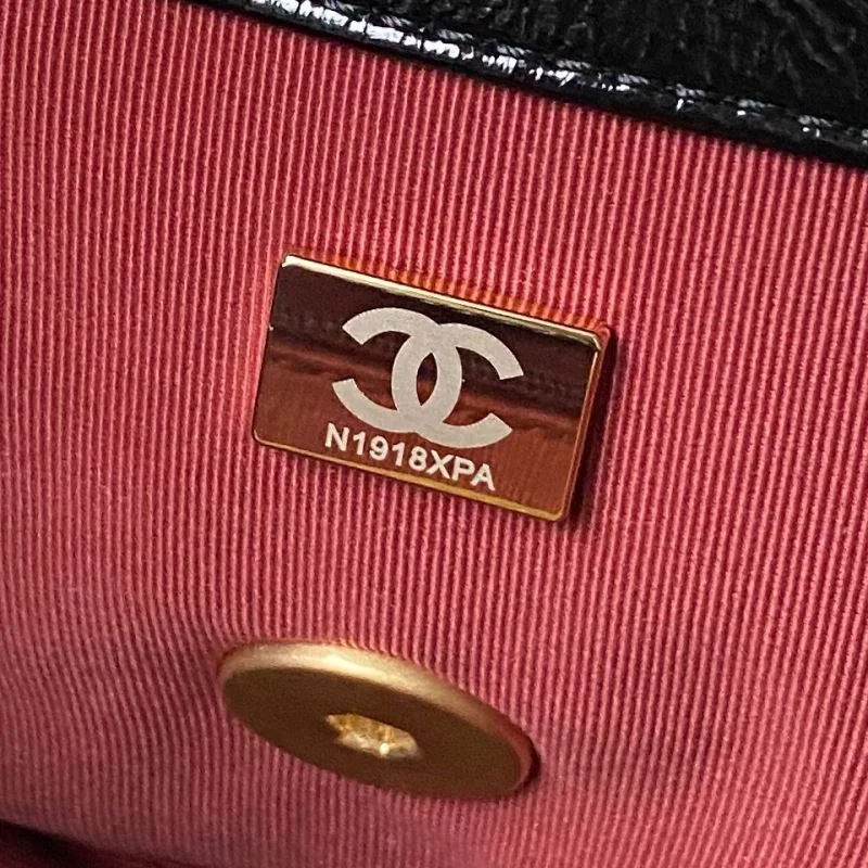 FreshLook Chanel 19 Bags 55572