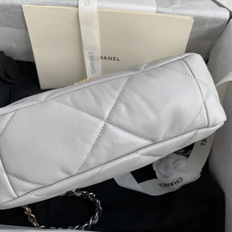 Compact Chanel 19 Bags 55603