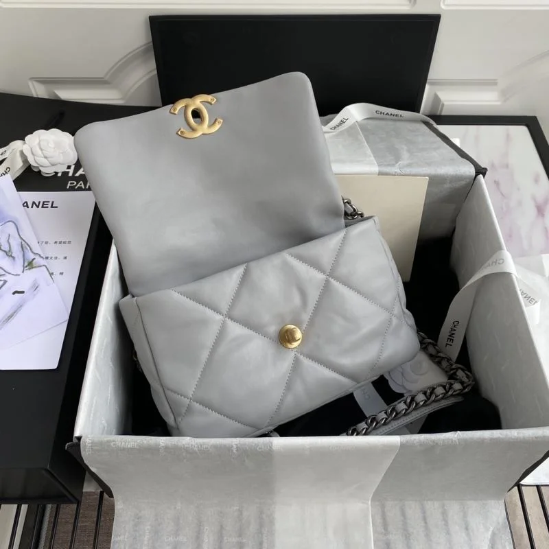 Compact Chanel 19 Bags 55603