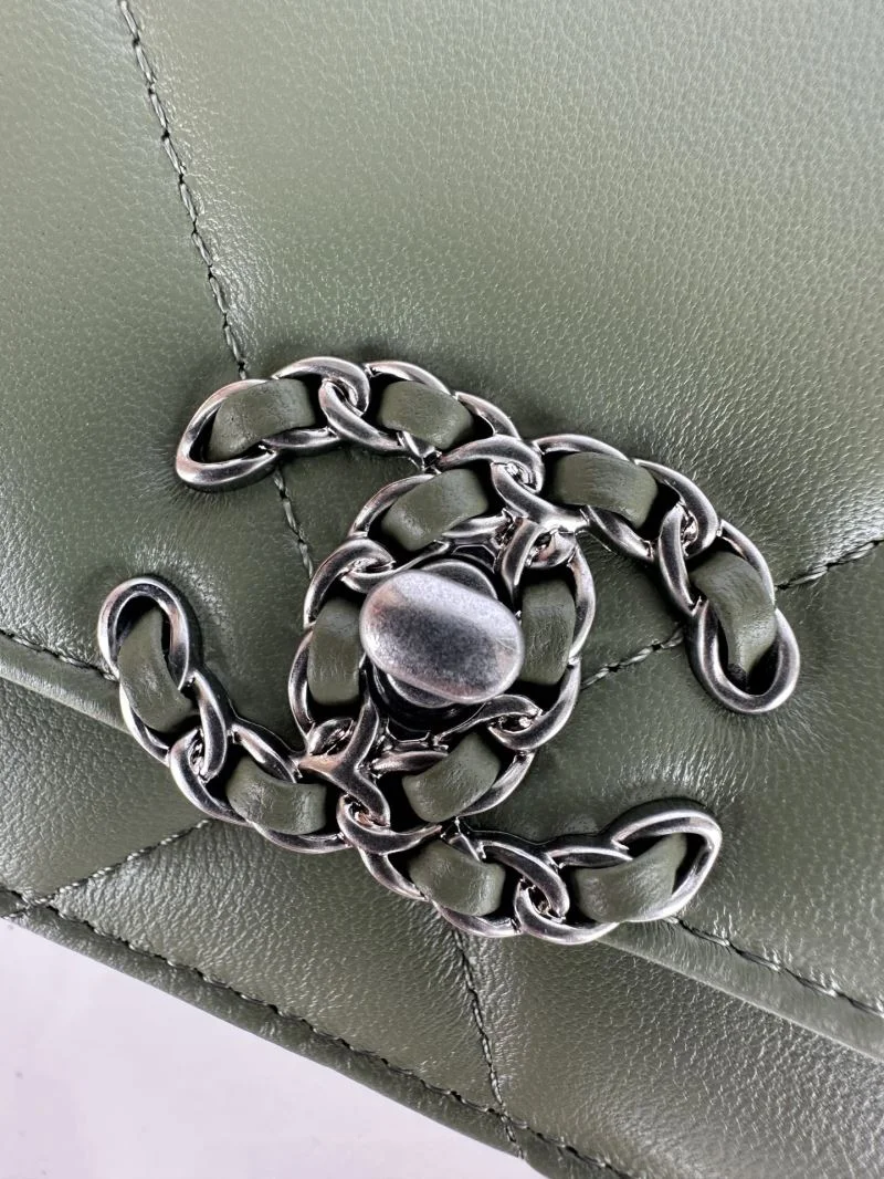 Chanel 19 Bags Stretchable 55566