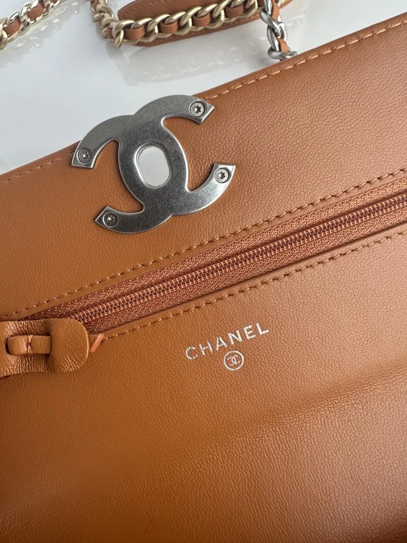 Chanel 19 Bags FreshLook 55564
