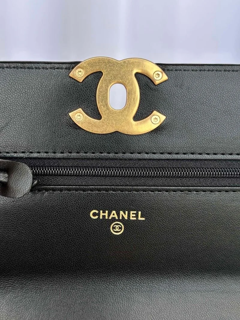 Chanel 19 Bags Soft 55560