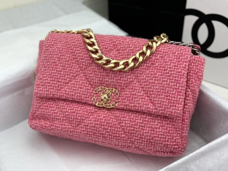SmoothTexture Chanel 19 Bags 55553