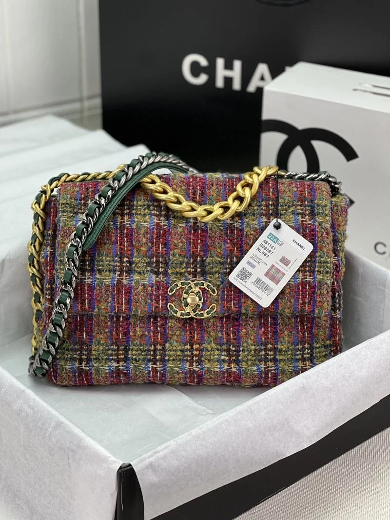 Chanel 19 Bags Soft 55557