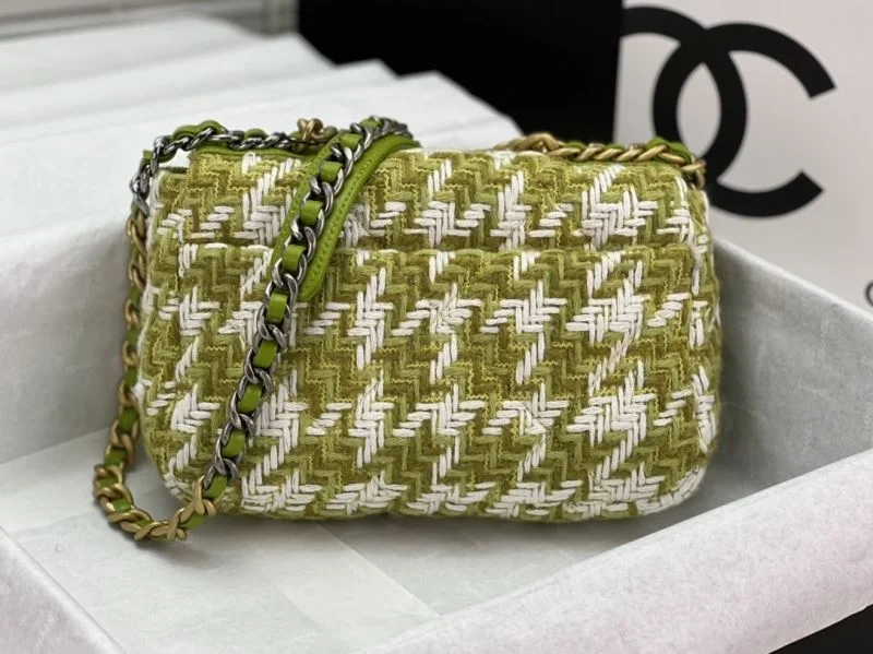 Sophisticated Chanel 19 Bags 55548