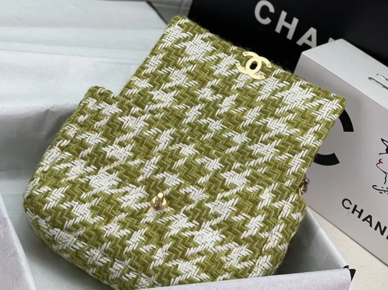 Chanel 19 Bags ModernLook 55559