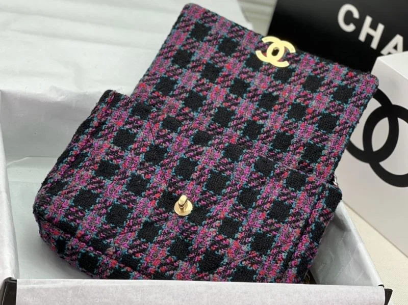 Chanel 19 Bags FreshLook 55545