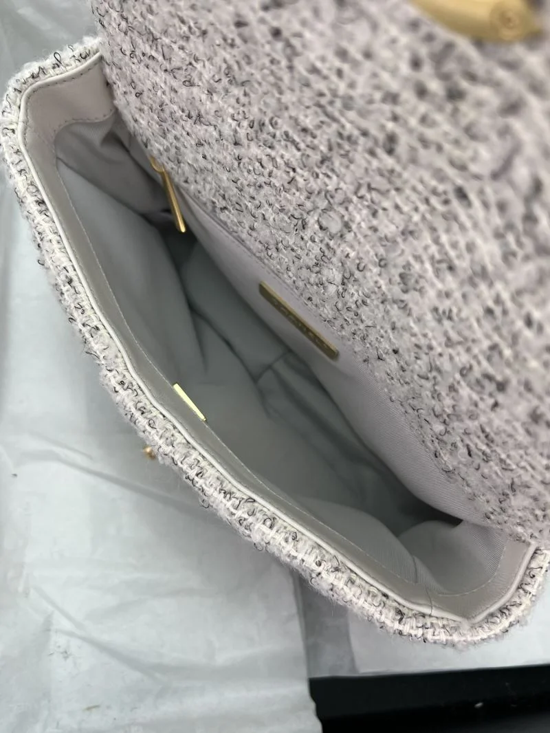 Chanel 19 Bags Contemporary 55555