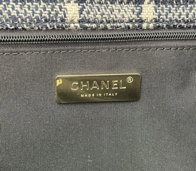 Chanel 19 Bags Elegant 55547