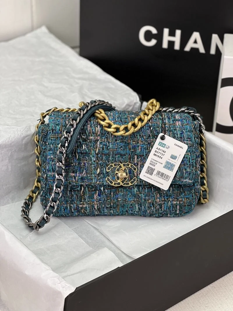 Chic Chanel 19 Bags 55550