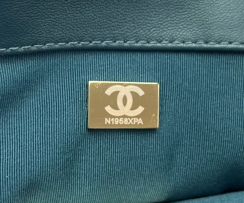 Chic Chanel 19 Bags 55550