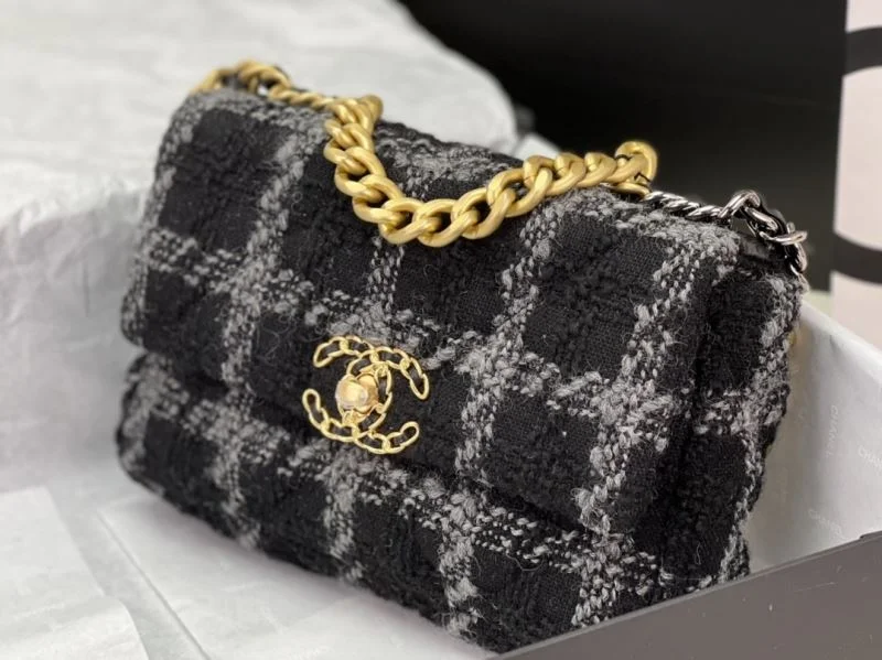 Chanel 19 Bags Reliable 55544